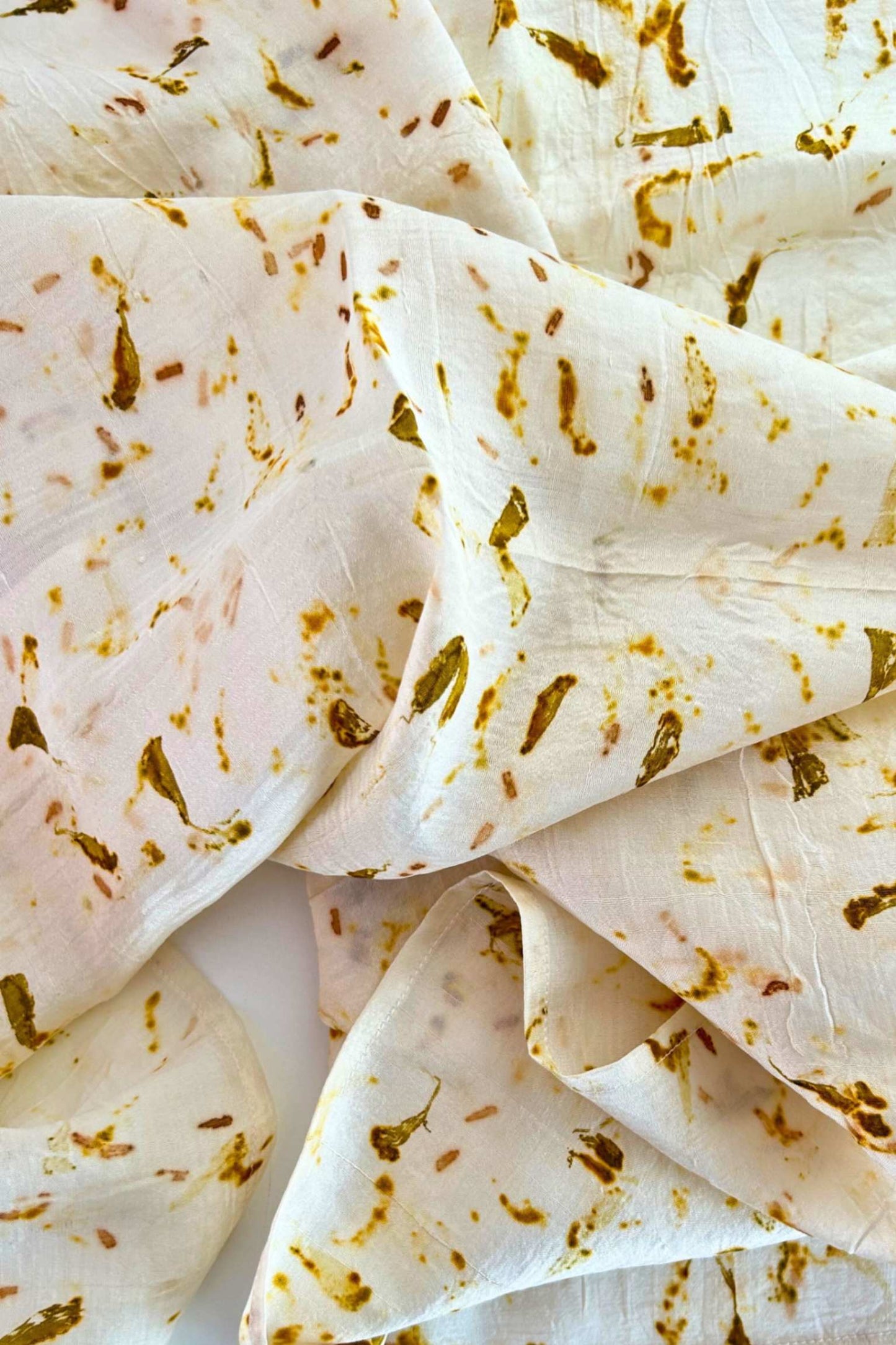 GOLDEN GLORY - Mulberry Silk Scarf