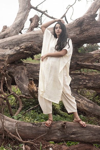 UNDYED - High slit top set
