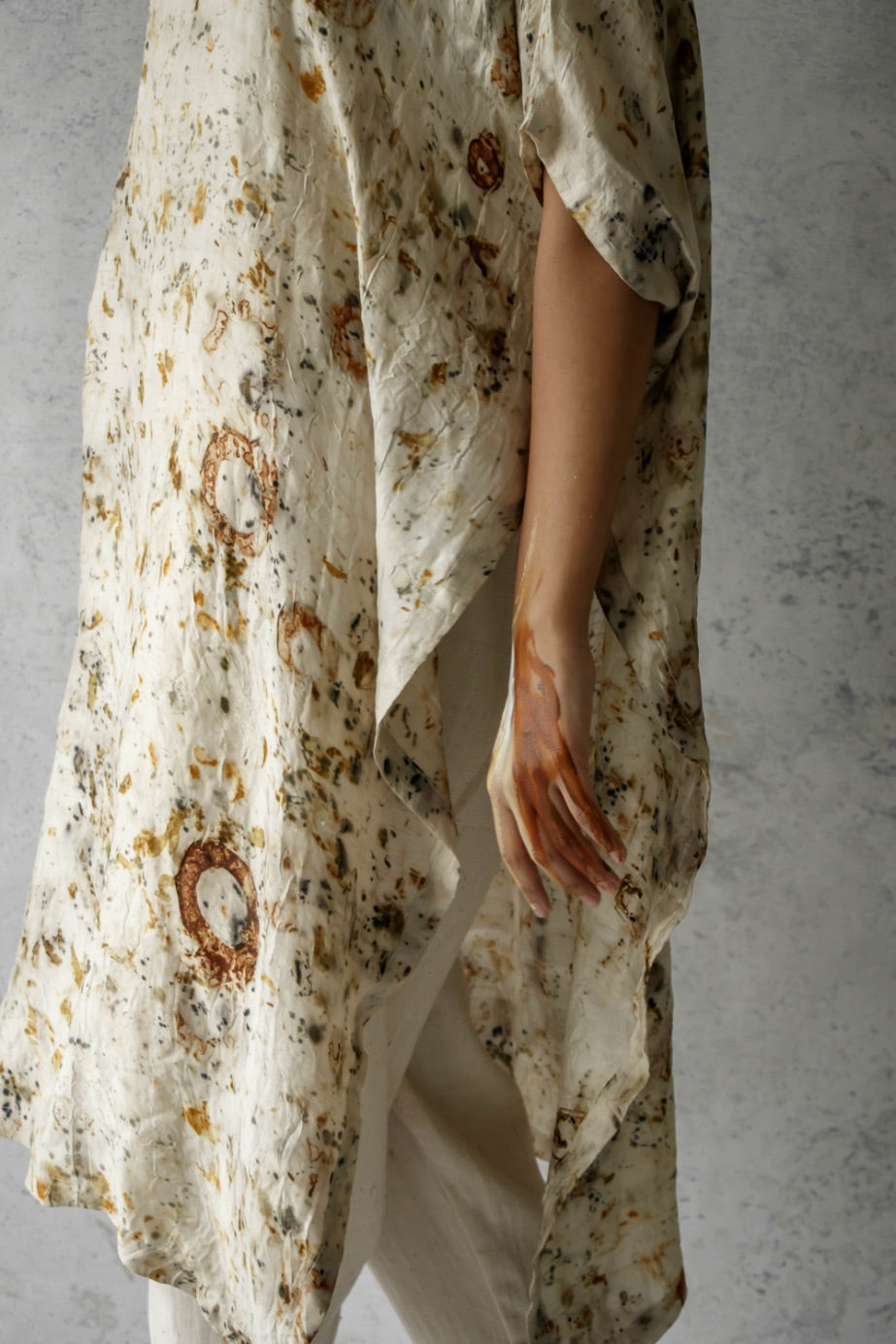TRUE SPRING - High Slit Tunic