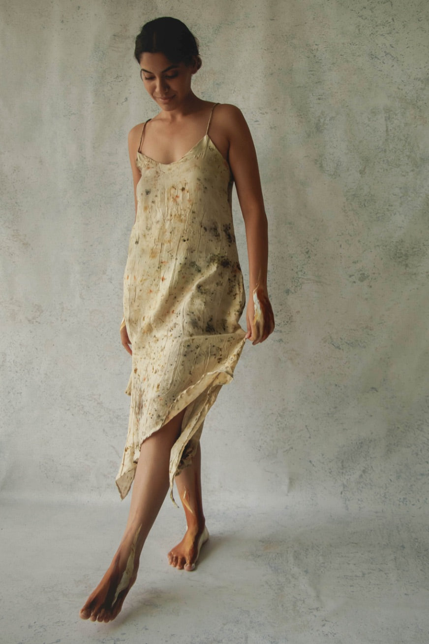 TRUE SPRING - Asymmetric Dress