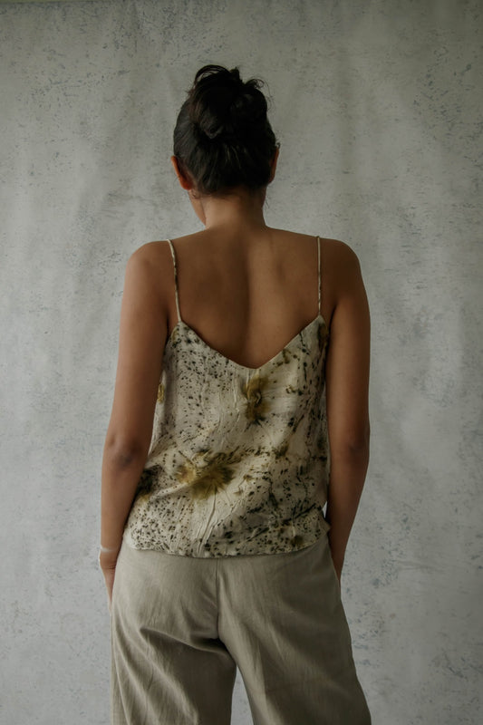 LOST IN FOREST - Slip Top