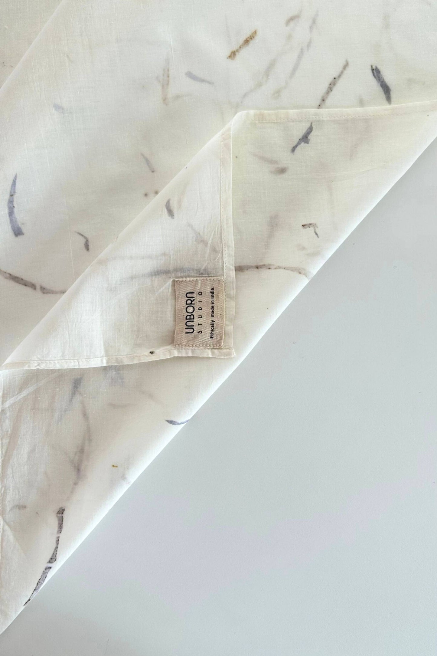 BRITTLE BREEZE - Khadi Cotton Scarf
