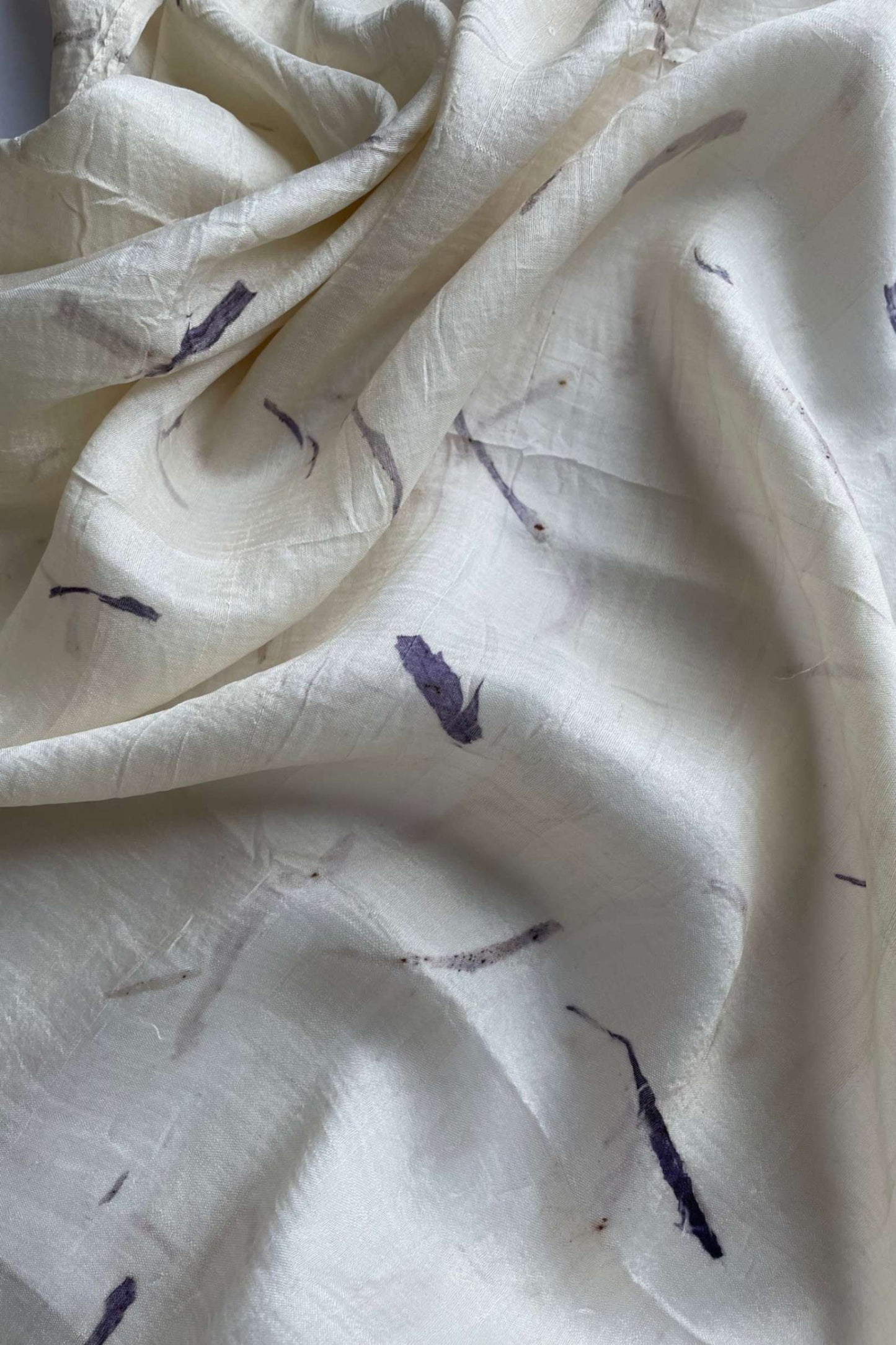 BRITTLE BREEZE - Mulberry Silk Scarf