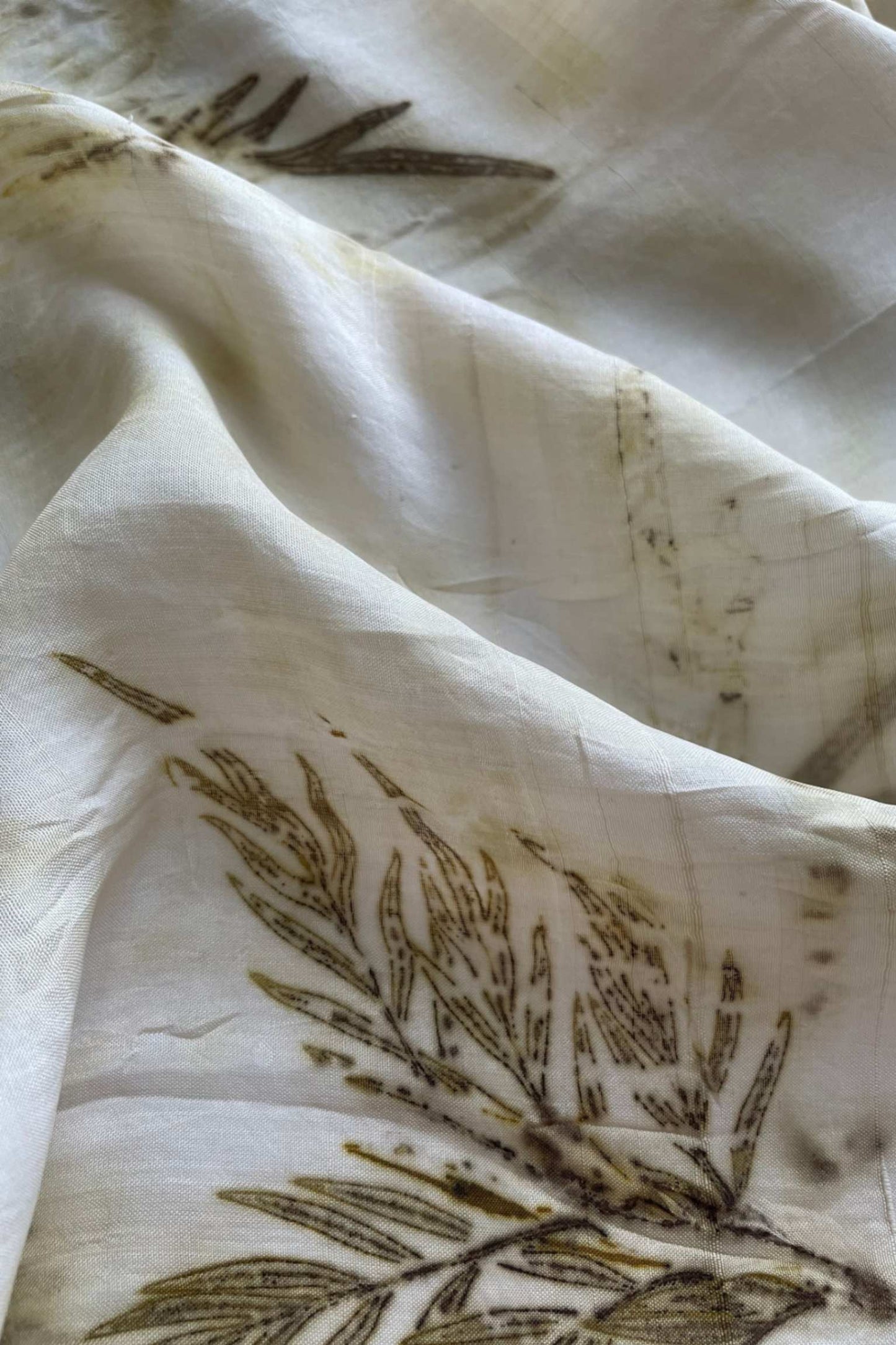 FROZEN FOREVER - Mulberry Silk Scarf
